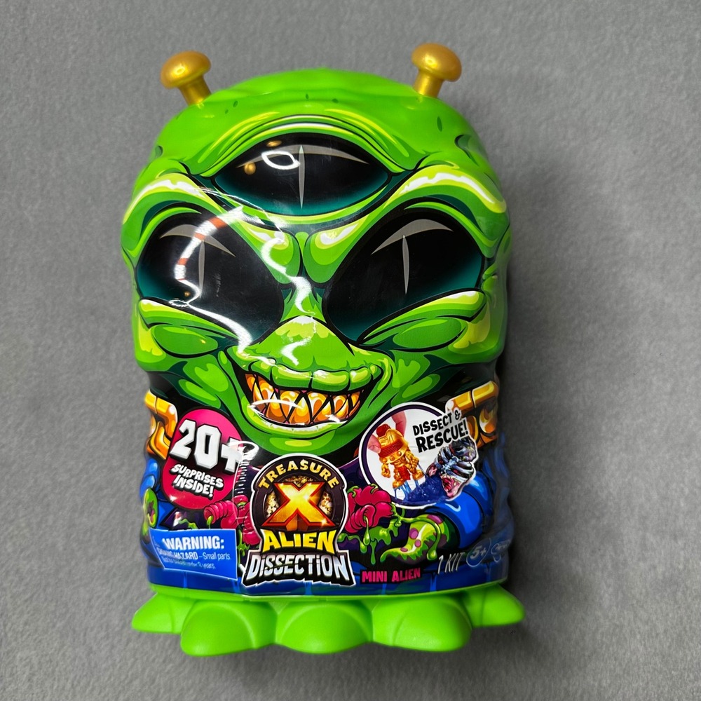 Moose Toys Treasure X Alien Dissection Mini Alien Kit Green 20 Surprises 41751